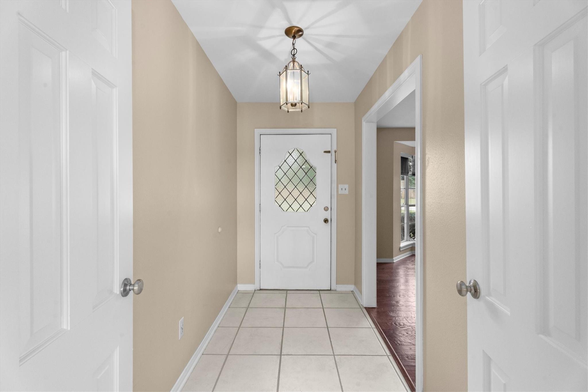 19126 Challe Circle E