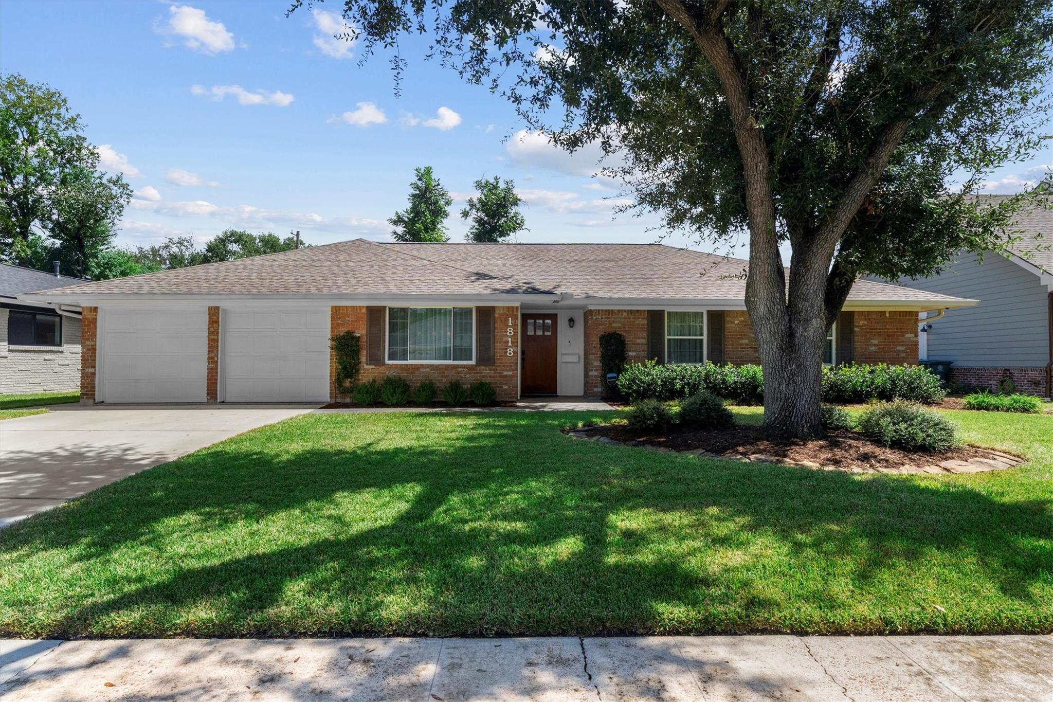 1818 Salford Drive