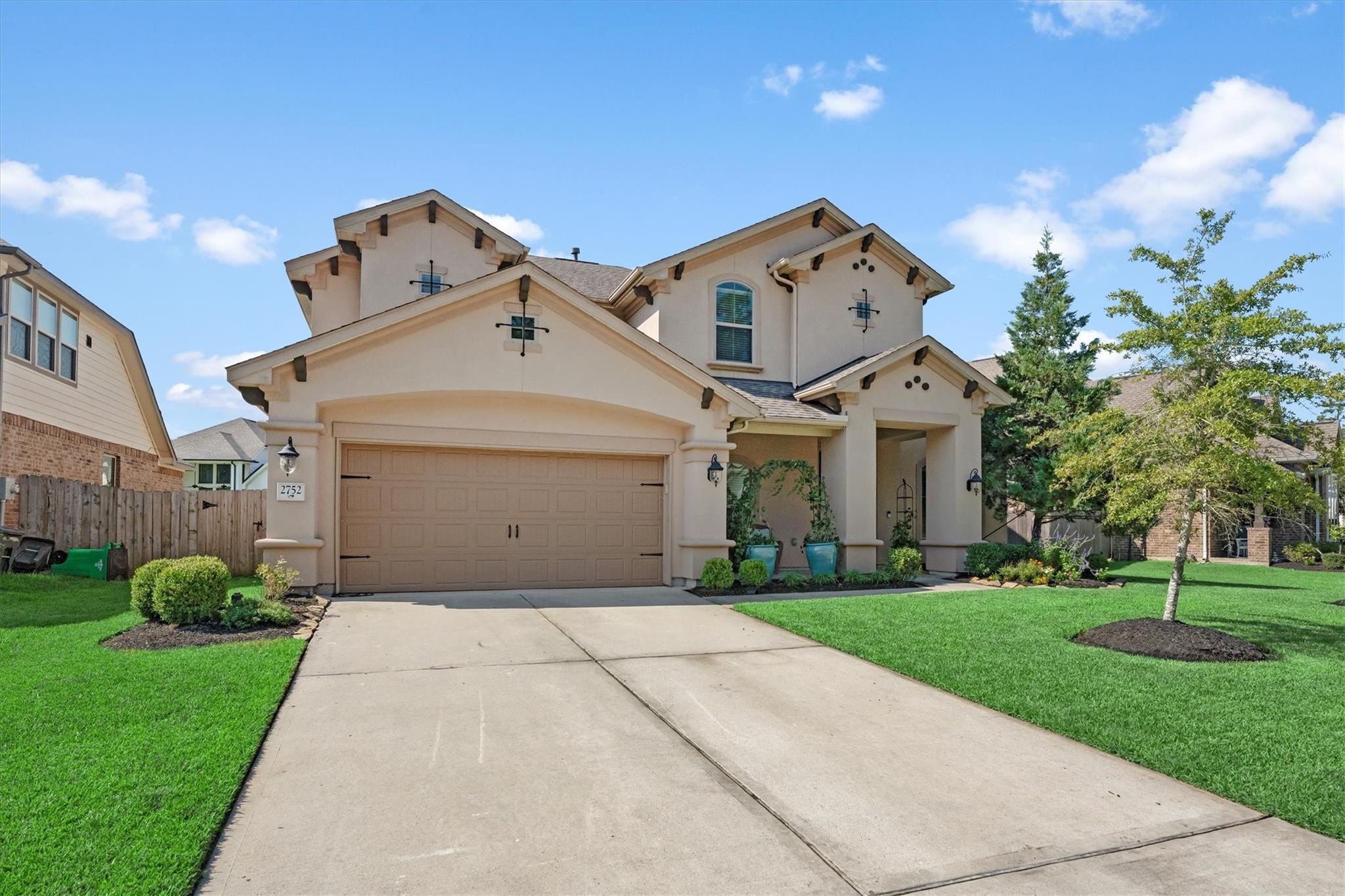 2752 Sterling Heights Lane