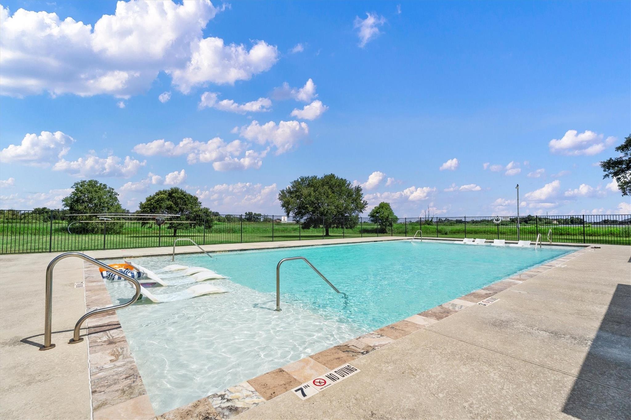 41614 Cherokee Trail