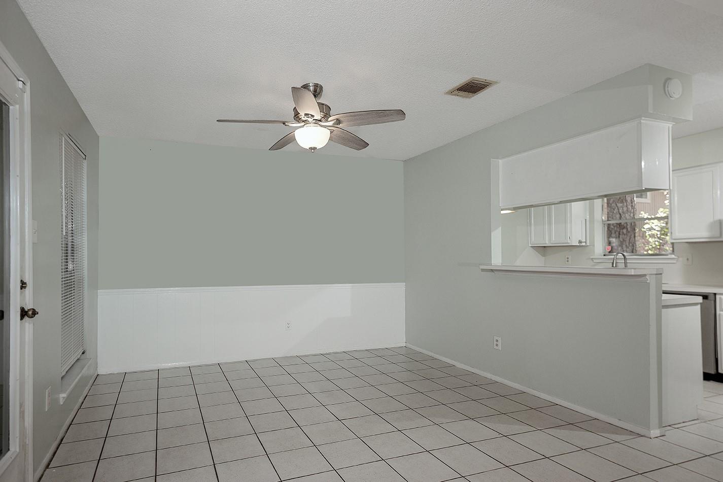 6 S Pineplank Court