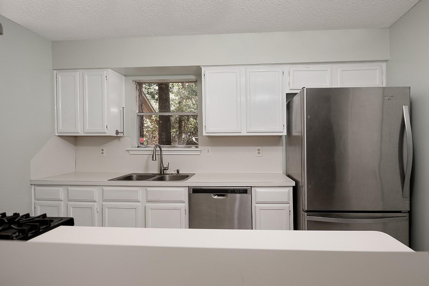 6 S Pineplank Court