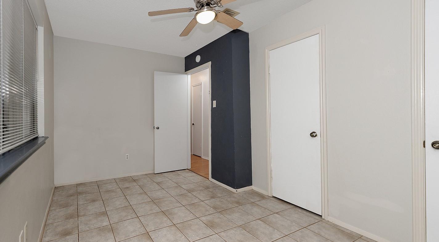 6 S Pineplank Court