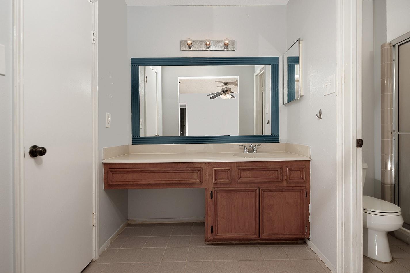6 S Pineplank Court
