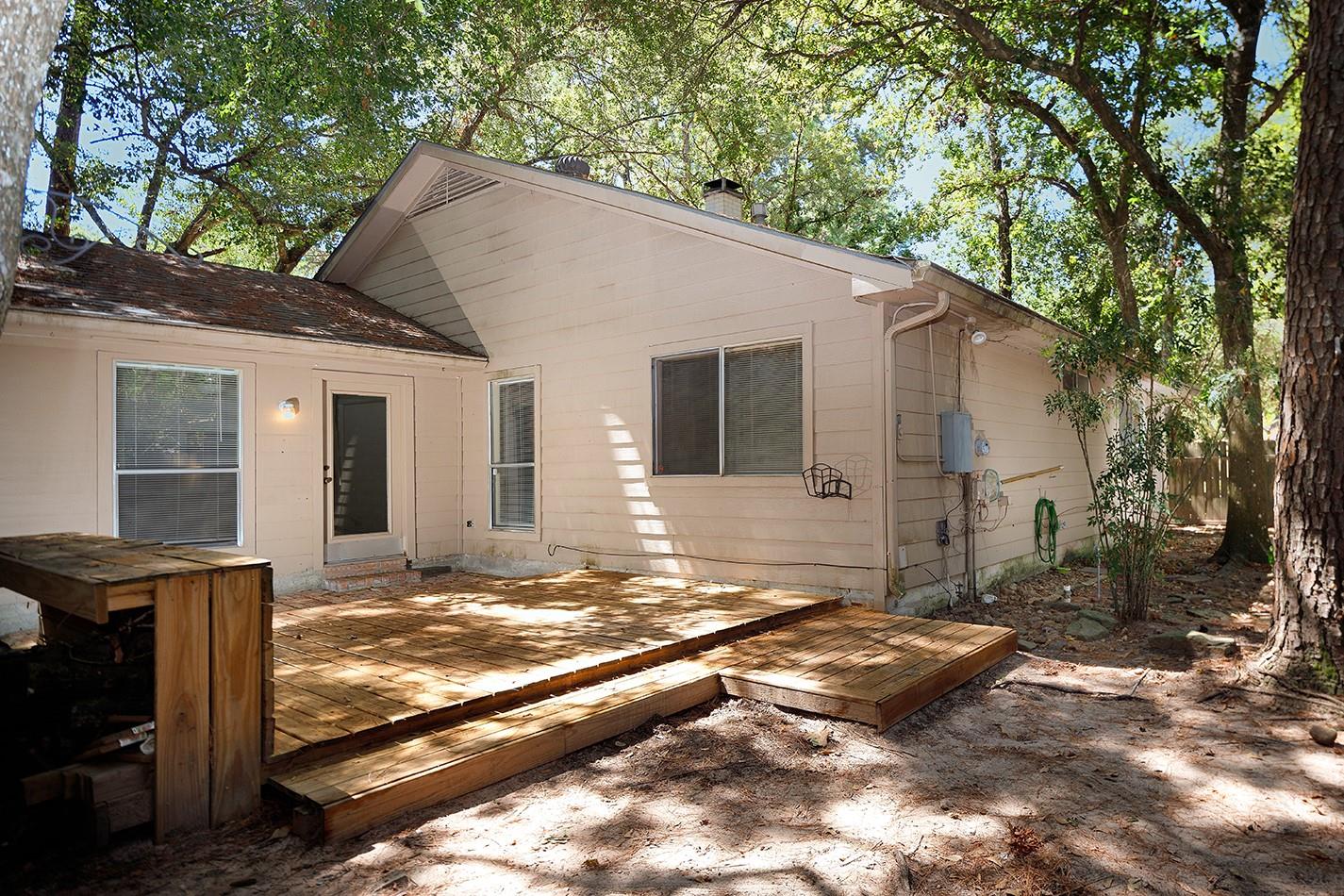 6 S Pineplank Court