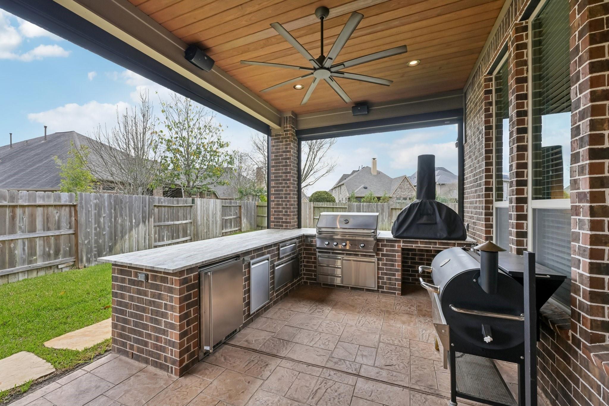 3815 Running Fox Lane