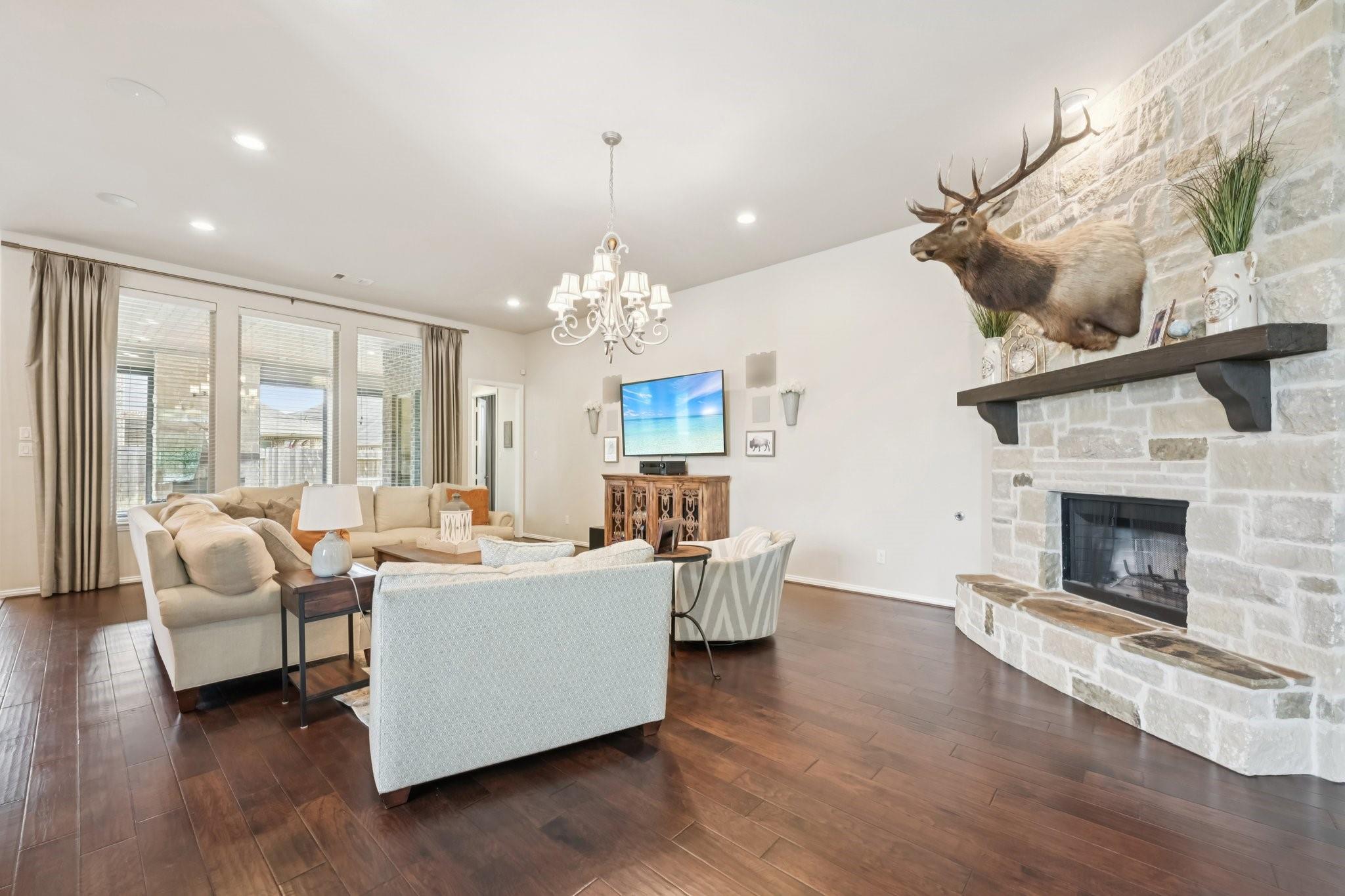 3815 Running Fox Lane