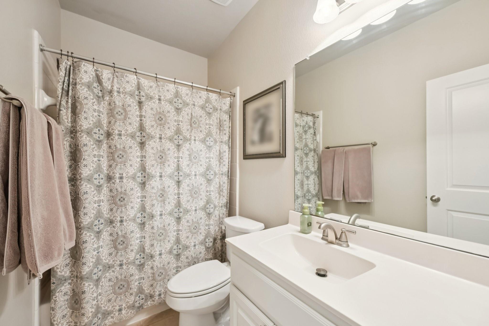 3815 Running Fox Lane