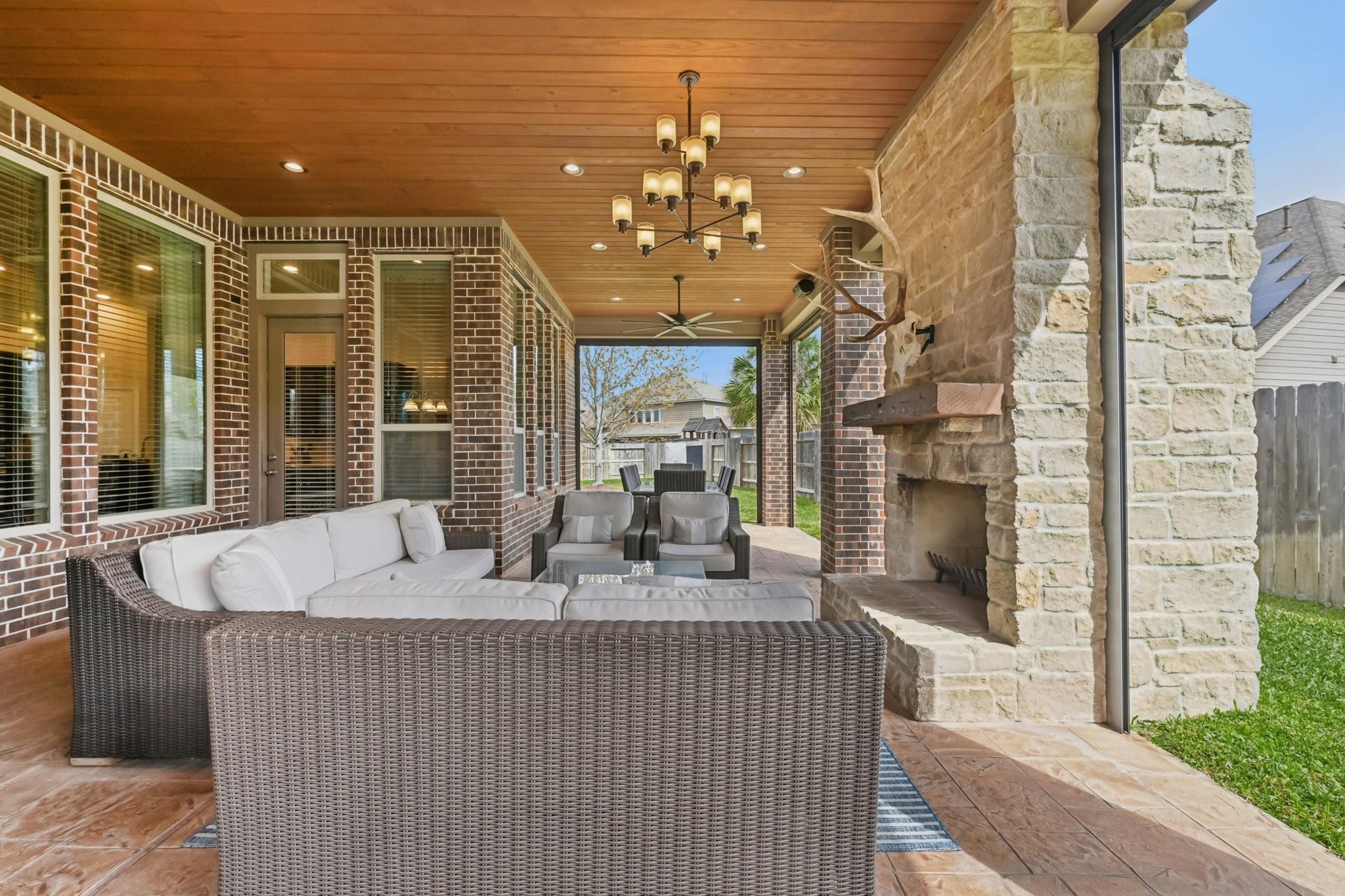 3815 Running Fox Lane