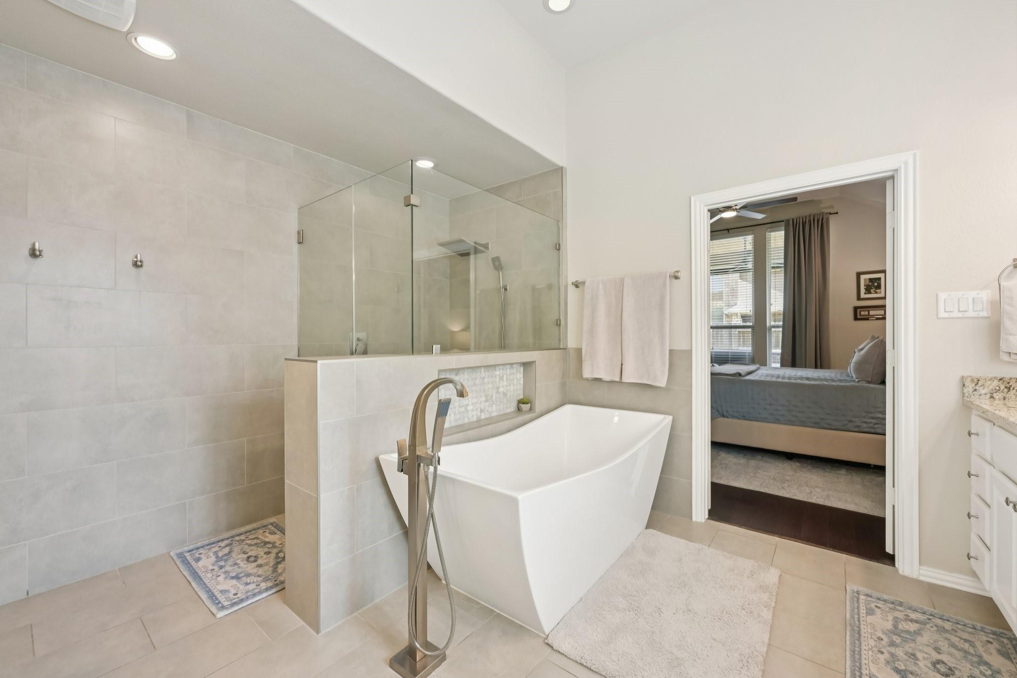 3815 Running Fox Lane