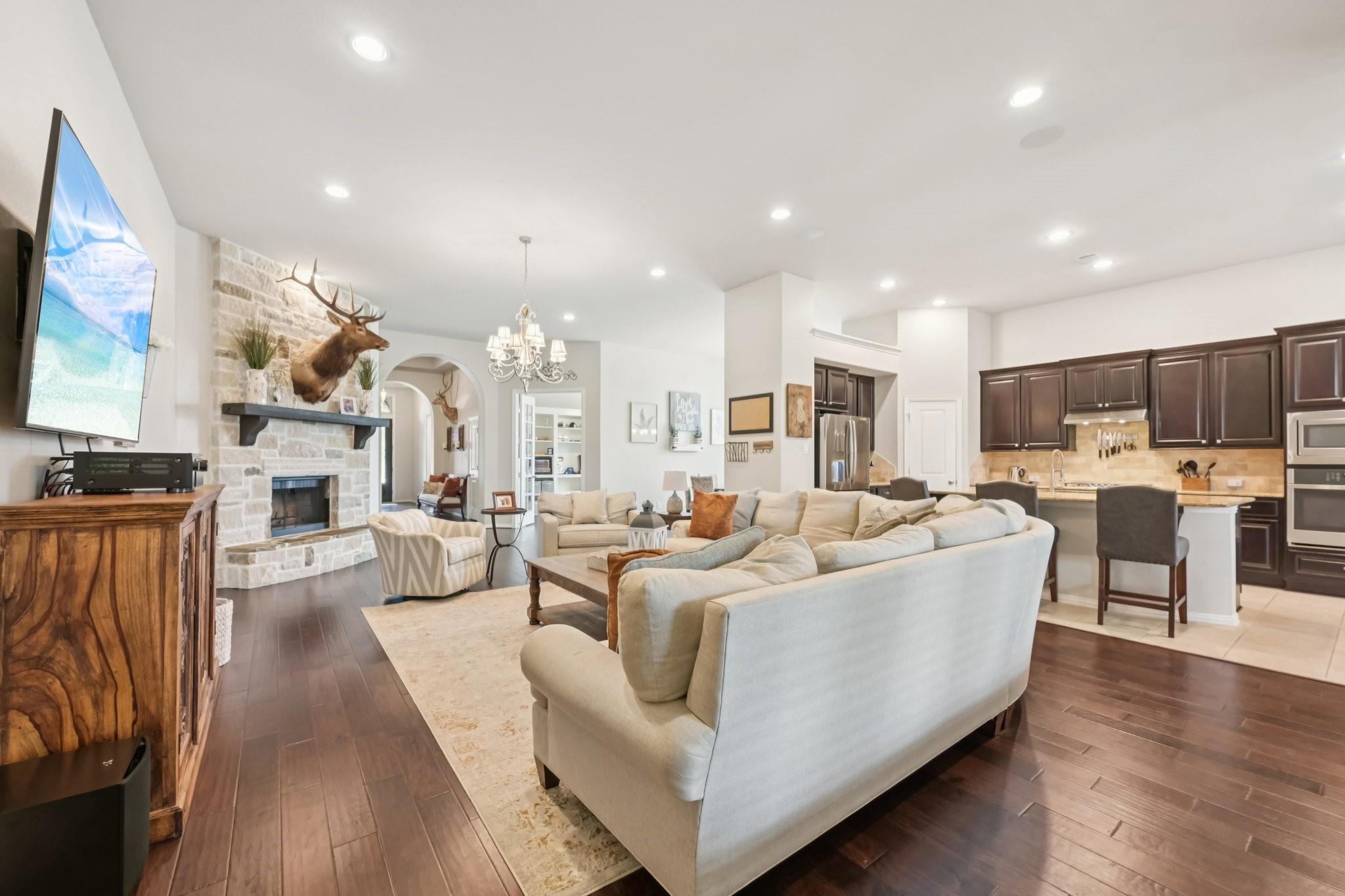 3815 Running Fox Lane