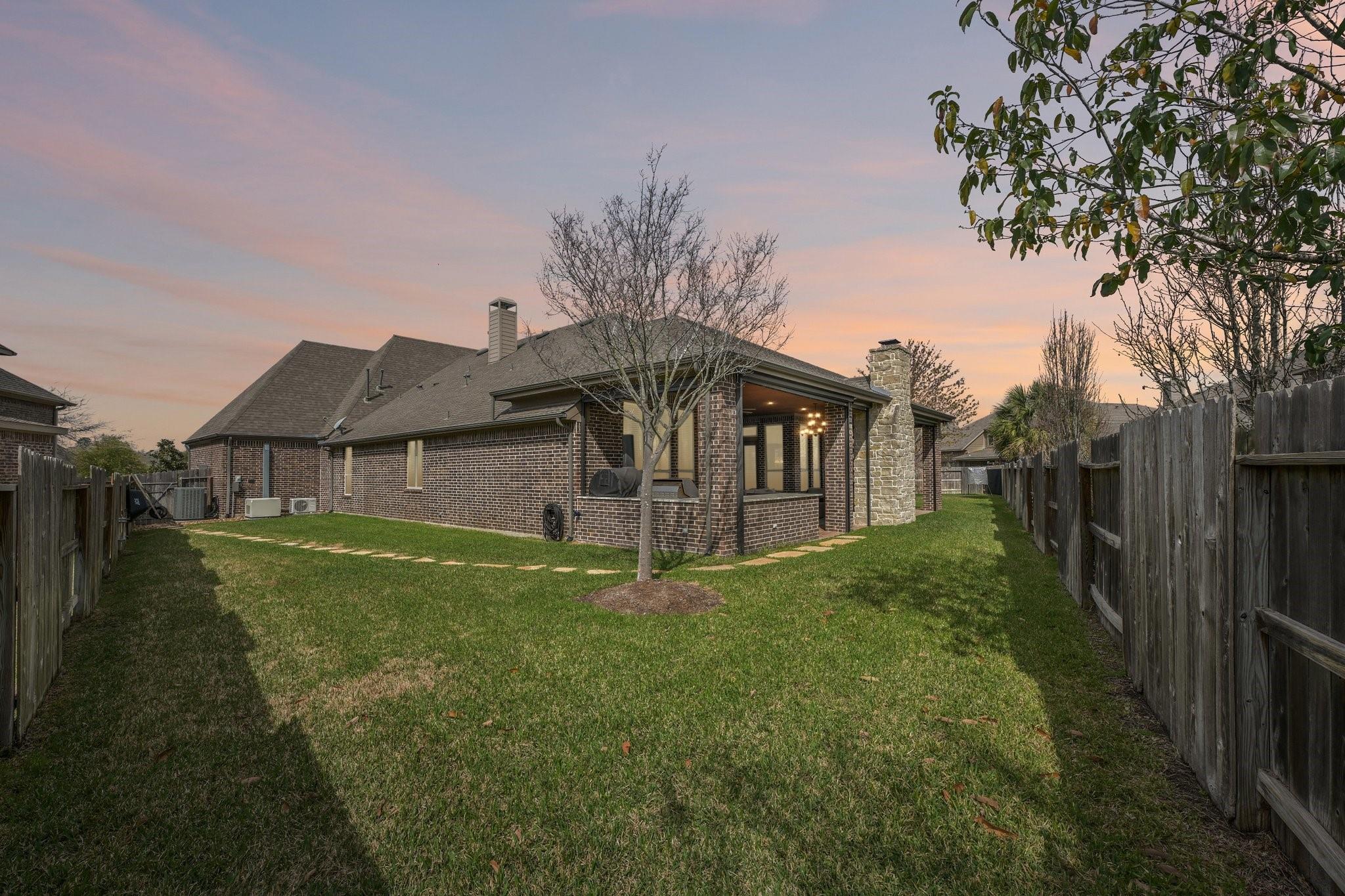 3815 Running Fox Lane