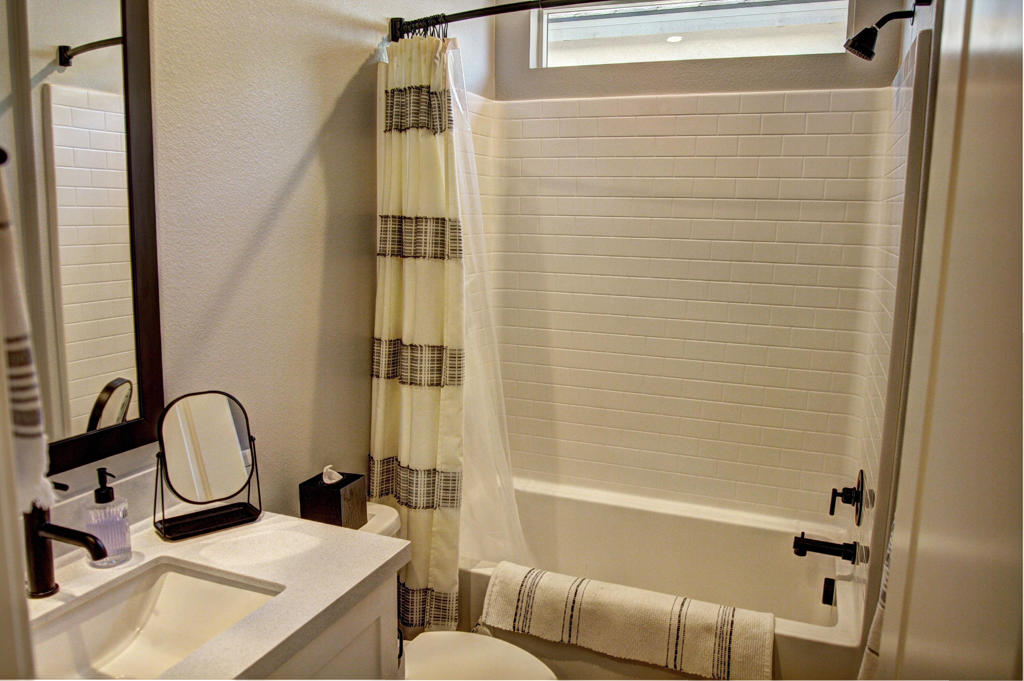 82450 W Mccarroll Drive