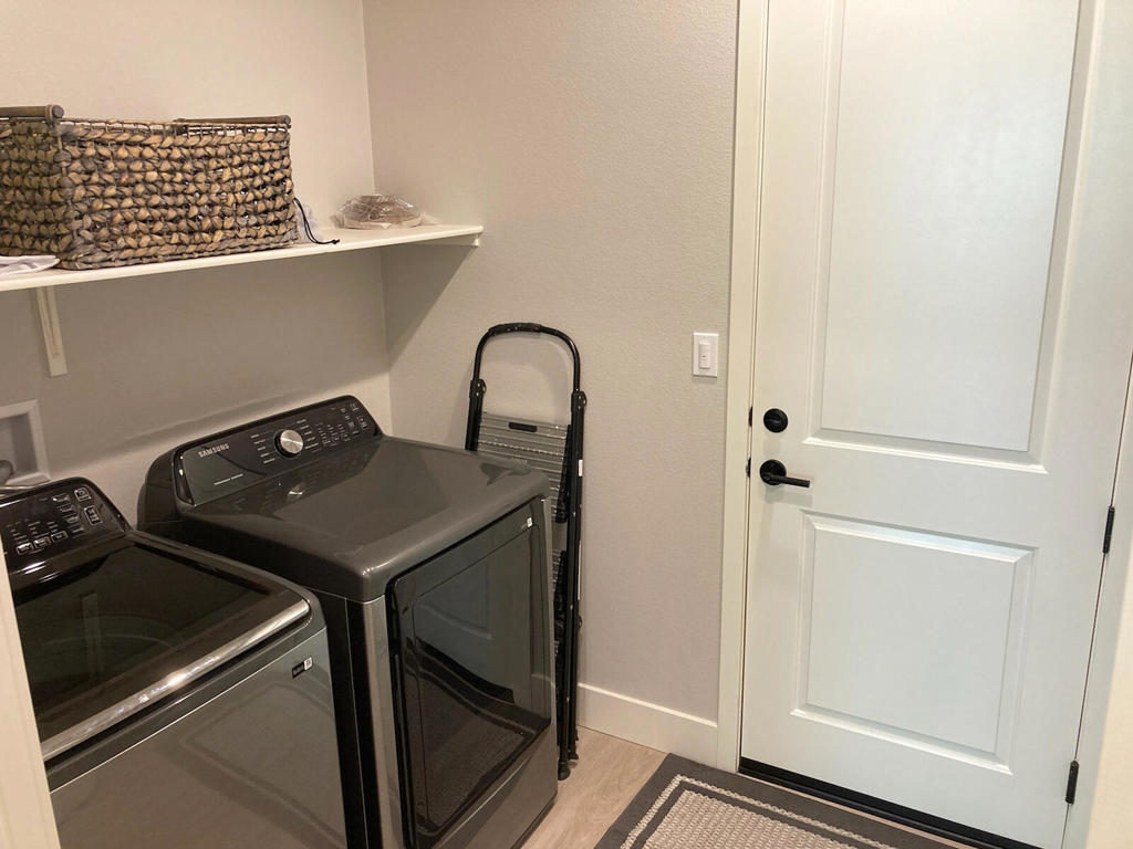 82450 W Mccarroll Drive