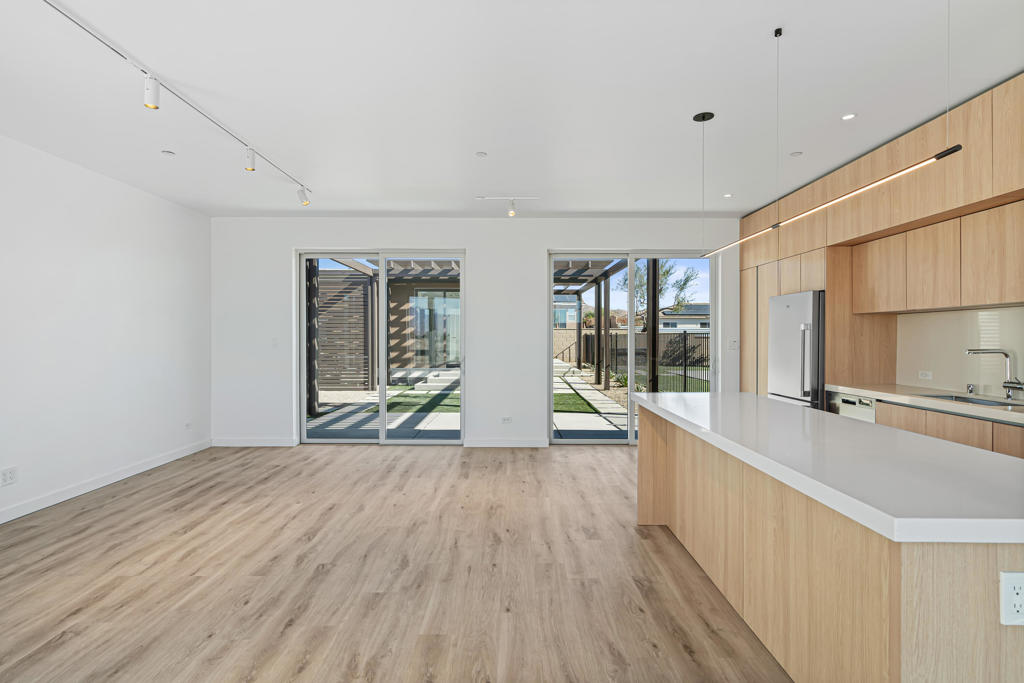 13848 Scenic Crest Circle