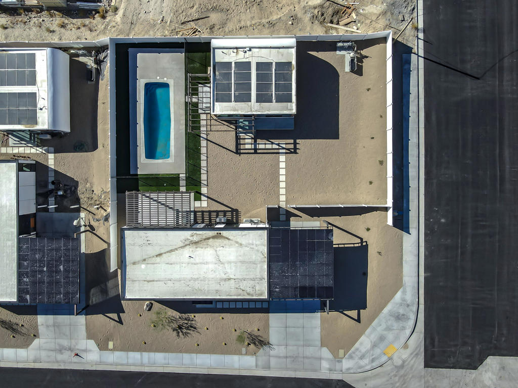 13833 Scenic Crest Circle