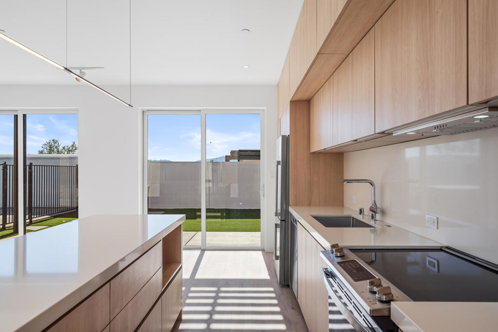 68645 Ridge Crest Way