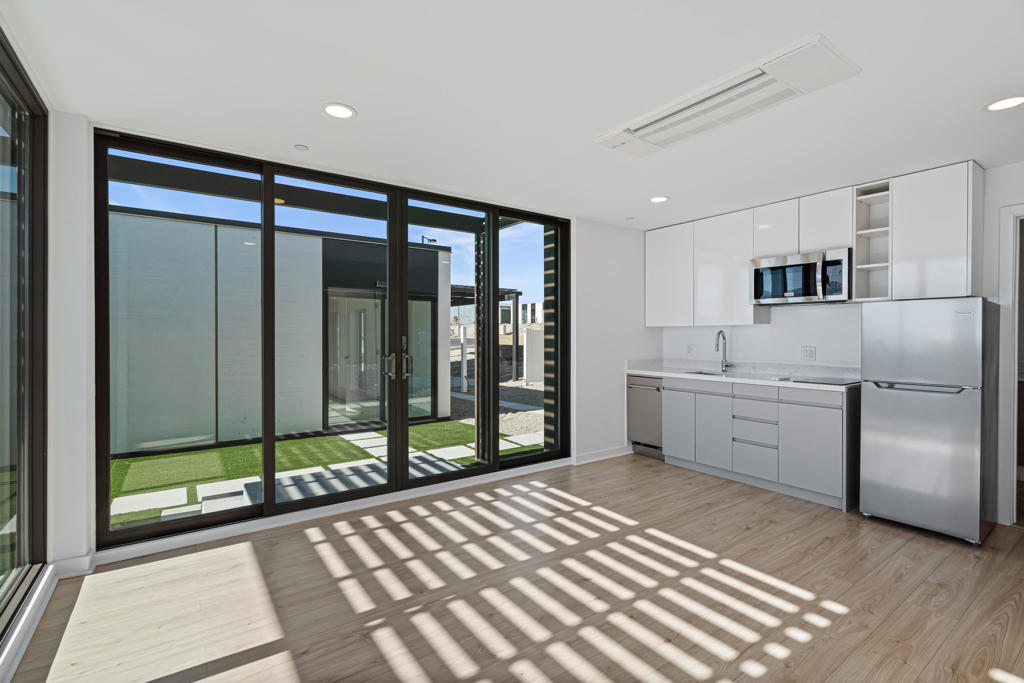 68645 Ridge Crest Way