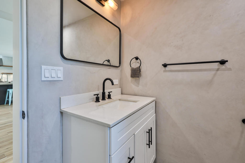 32299 Whispering Palms Trail