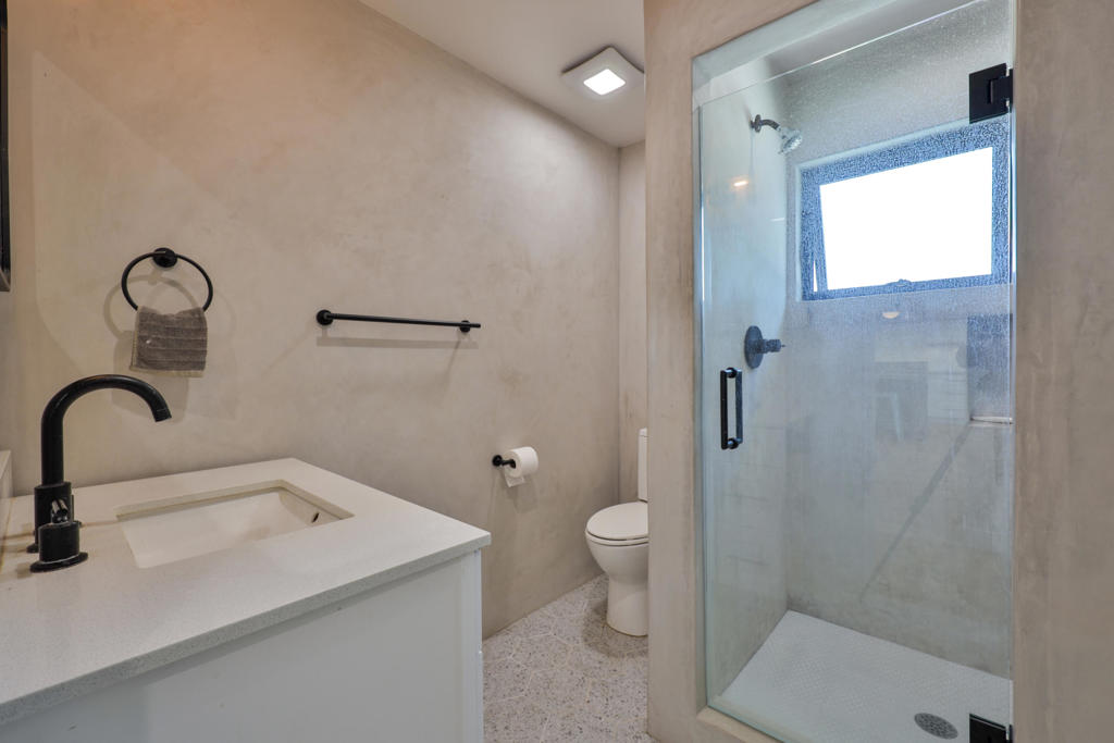 32299 Whispering Palms Trail