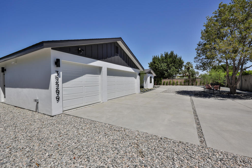 32299 Whispering Palms Trail