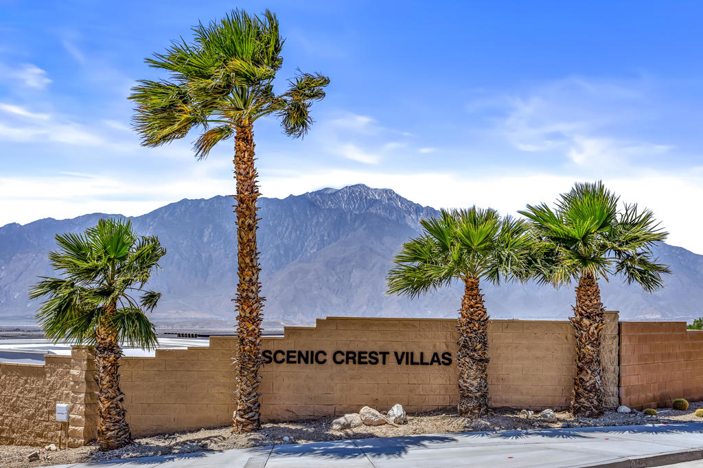 13845 Scenic Crest Circle
