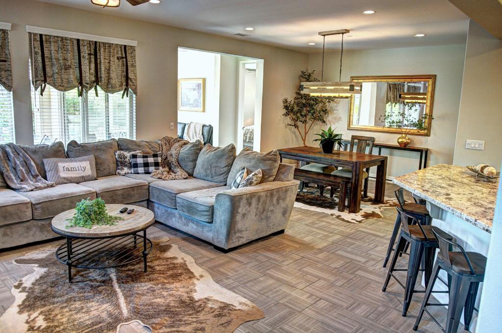 51334 Longmeadow Street