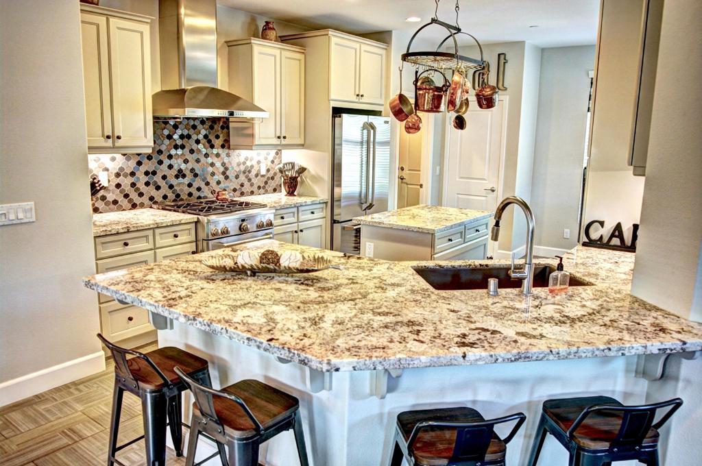 51334 Longmeadow Street