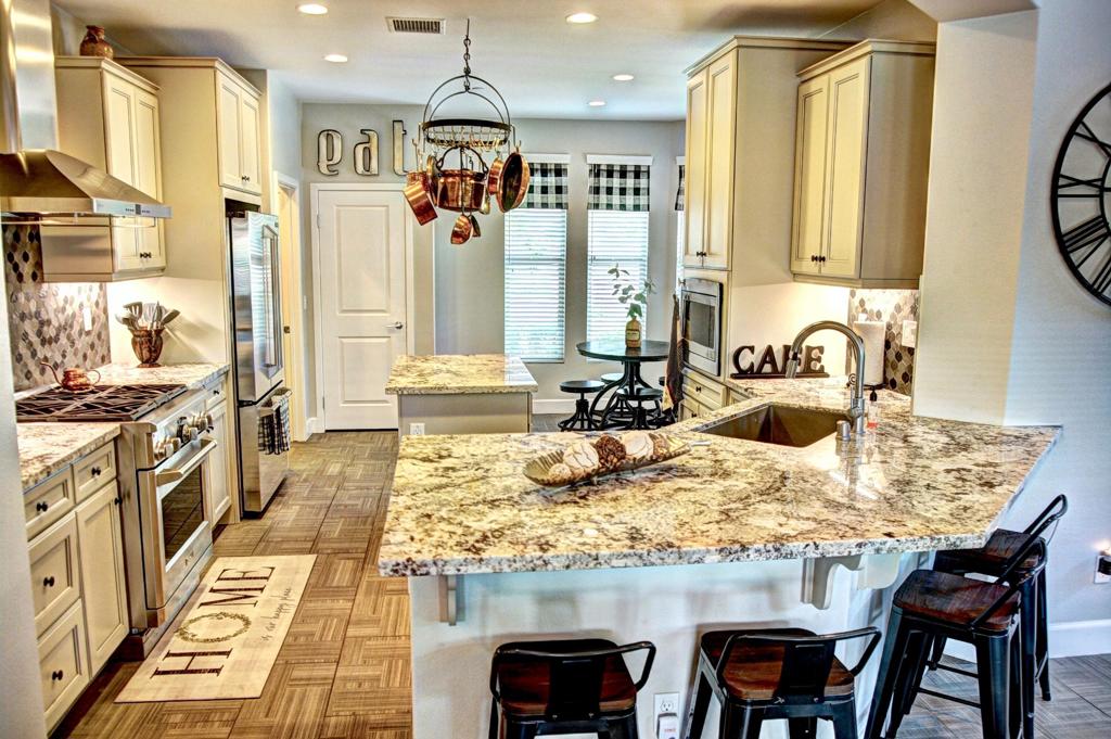 51334 Longmeadow Street