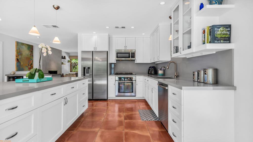 1450 S Via Soledad