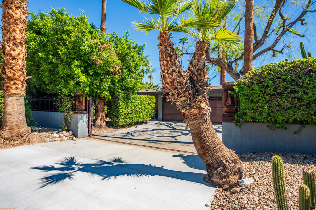 1450 S Via Soledad