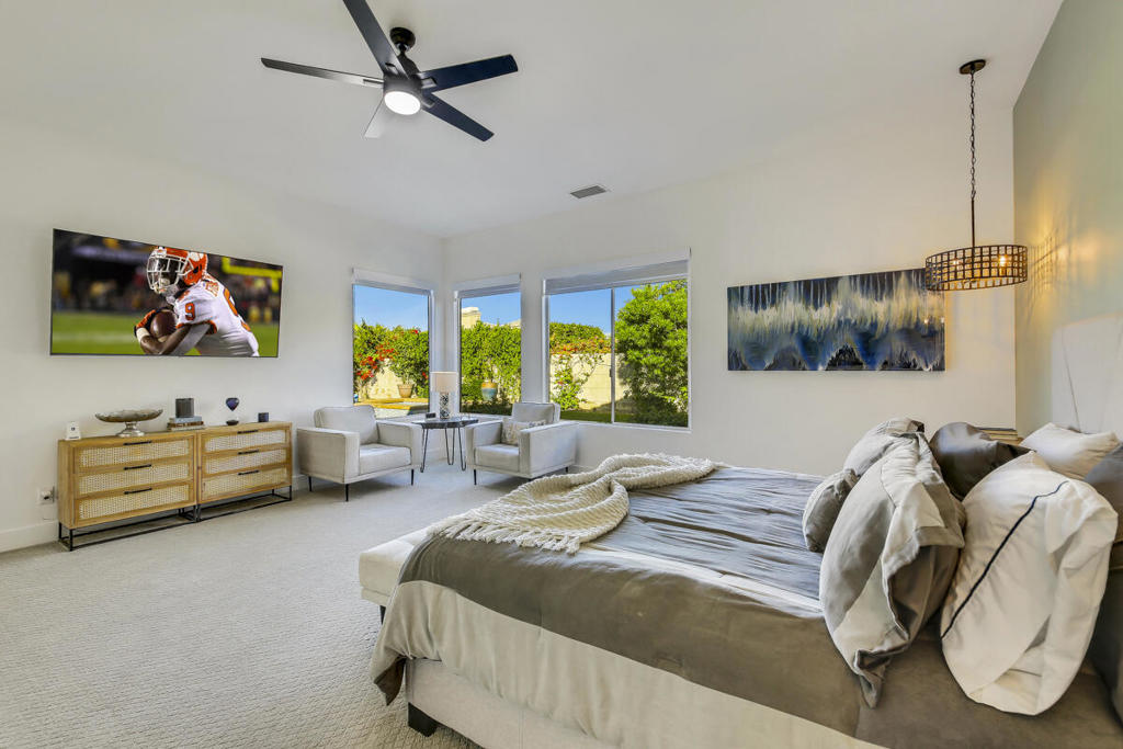 8 Victoria Falls Drive