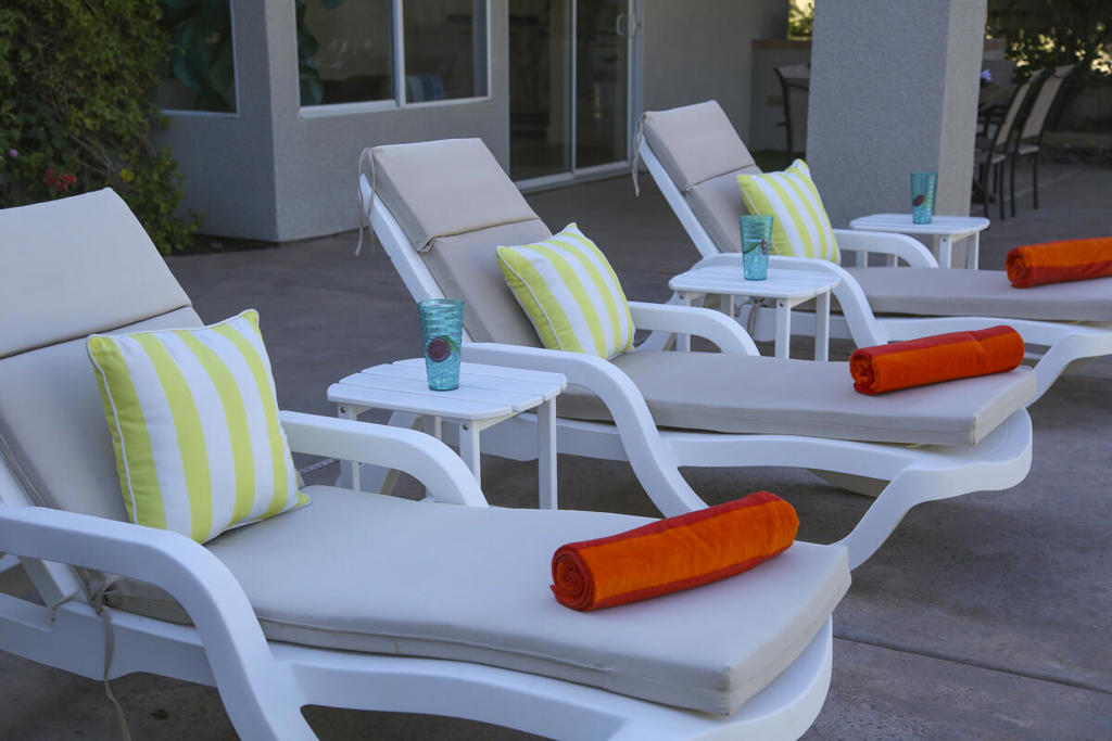 8 Victoria Falls Drive