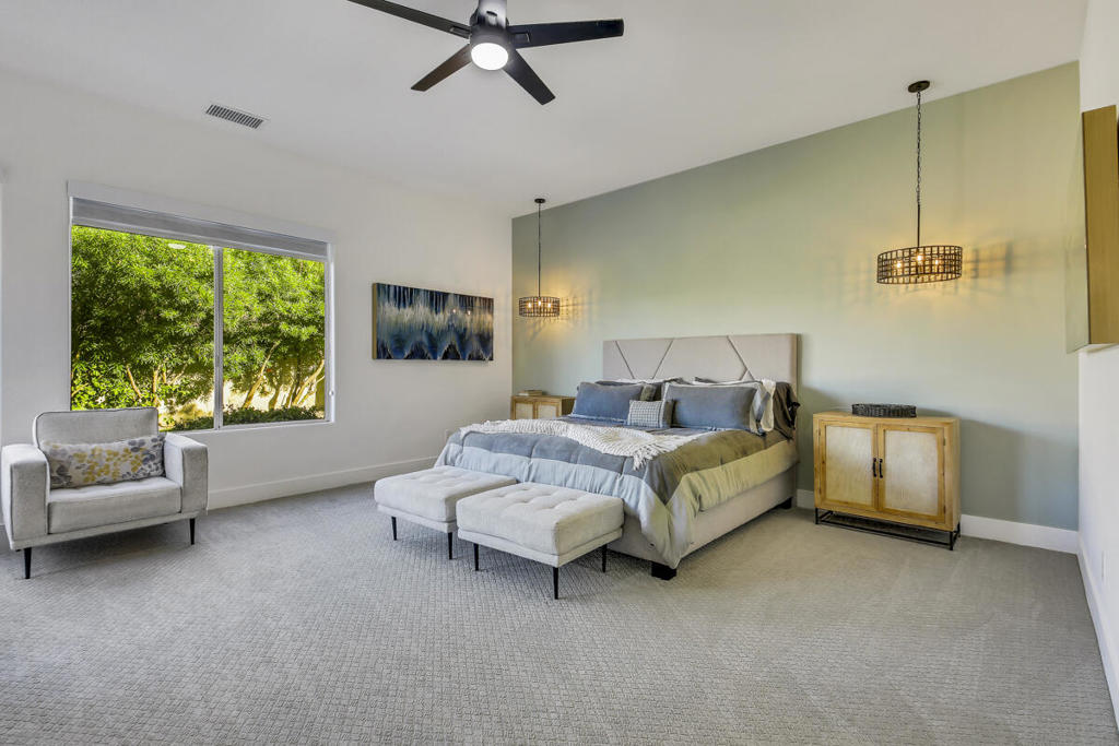 8 Victoria Falls Drive