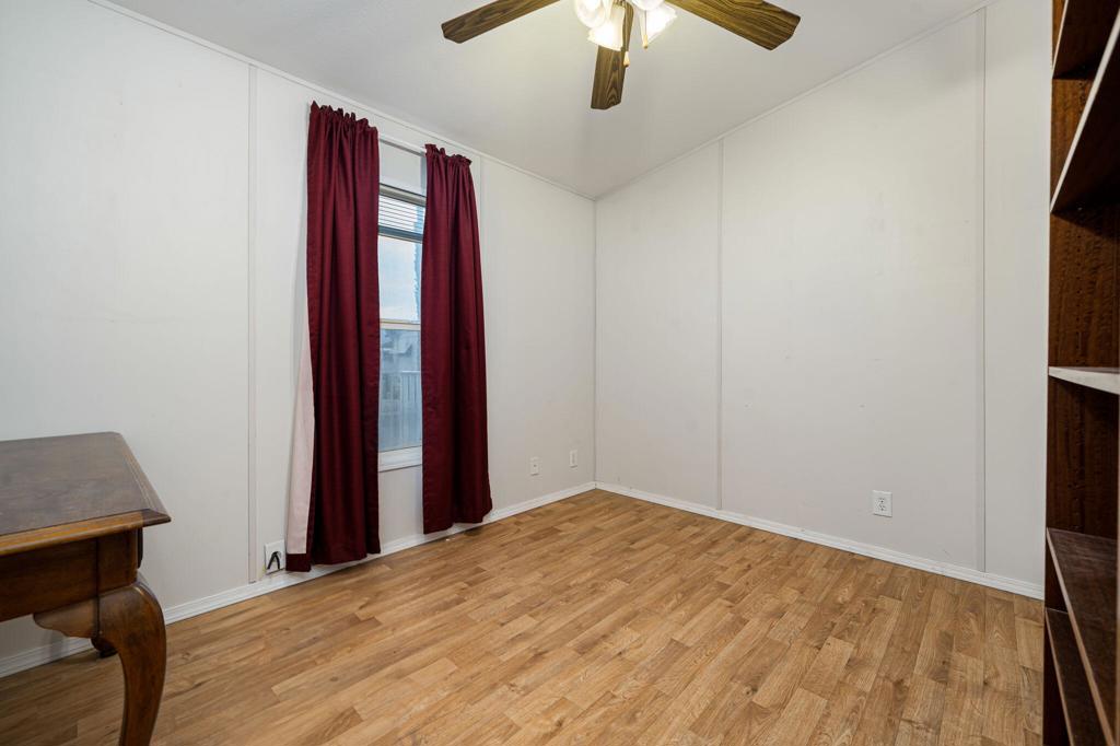 51555 Monroe Street 44