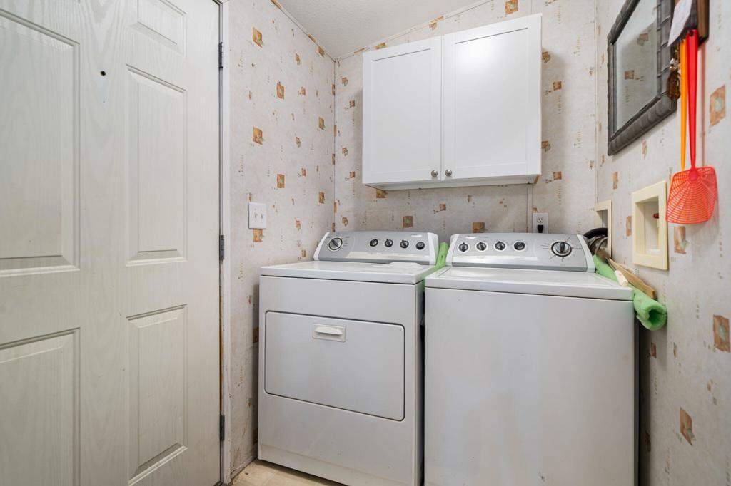 51555 Monroe Street 44