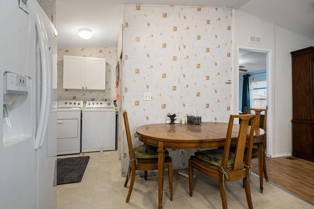 51555 Monroe Street 44