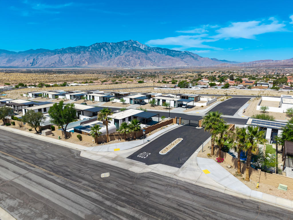 13829 Scenic Crest Circle