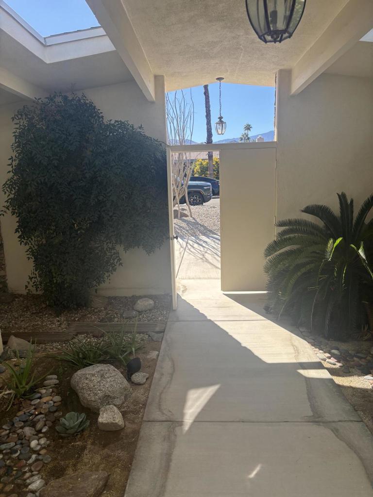 73424 Salt Cedar Street