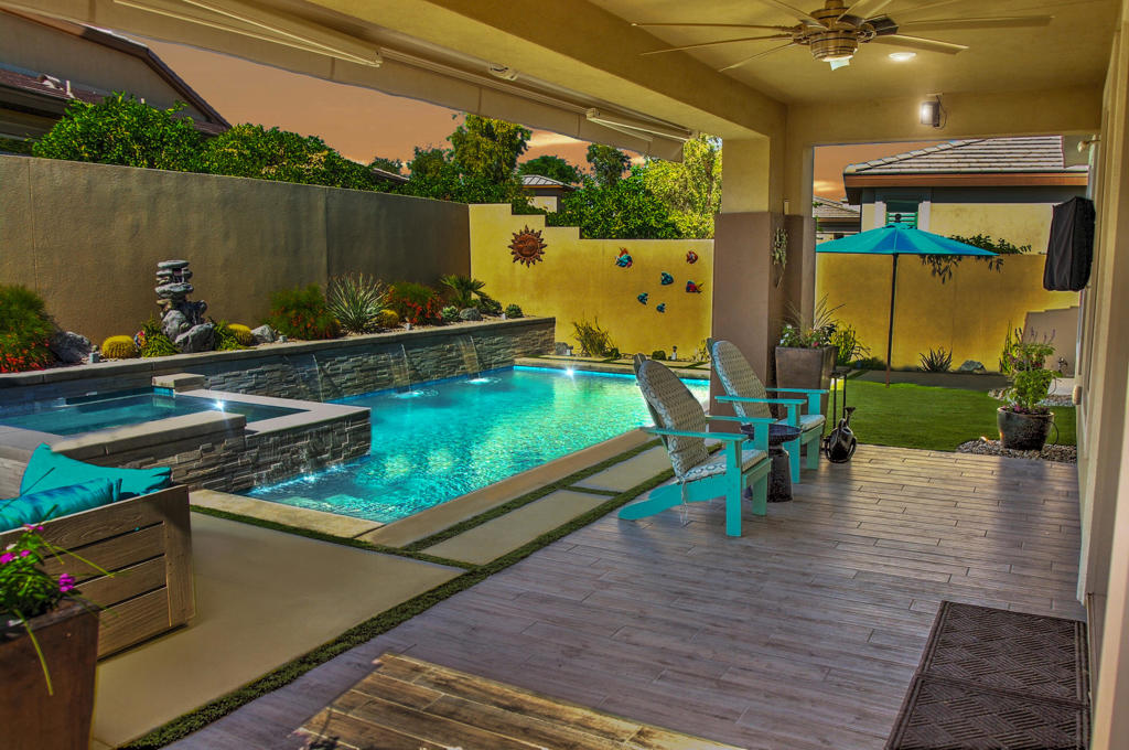 51455 N Two Palms Way