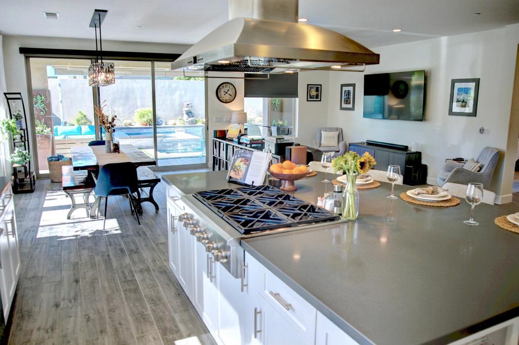 51455 N Two Palms Way