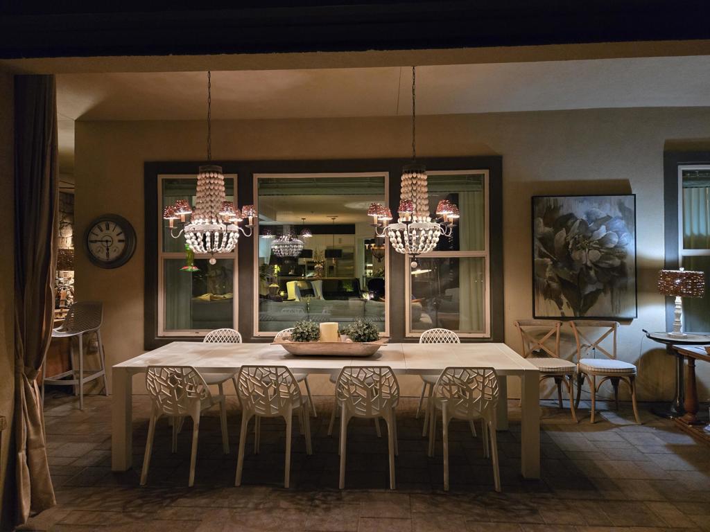 82555 Round Valley Drive