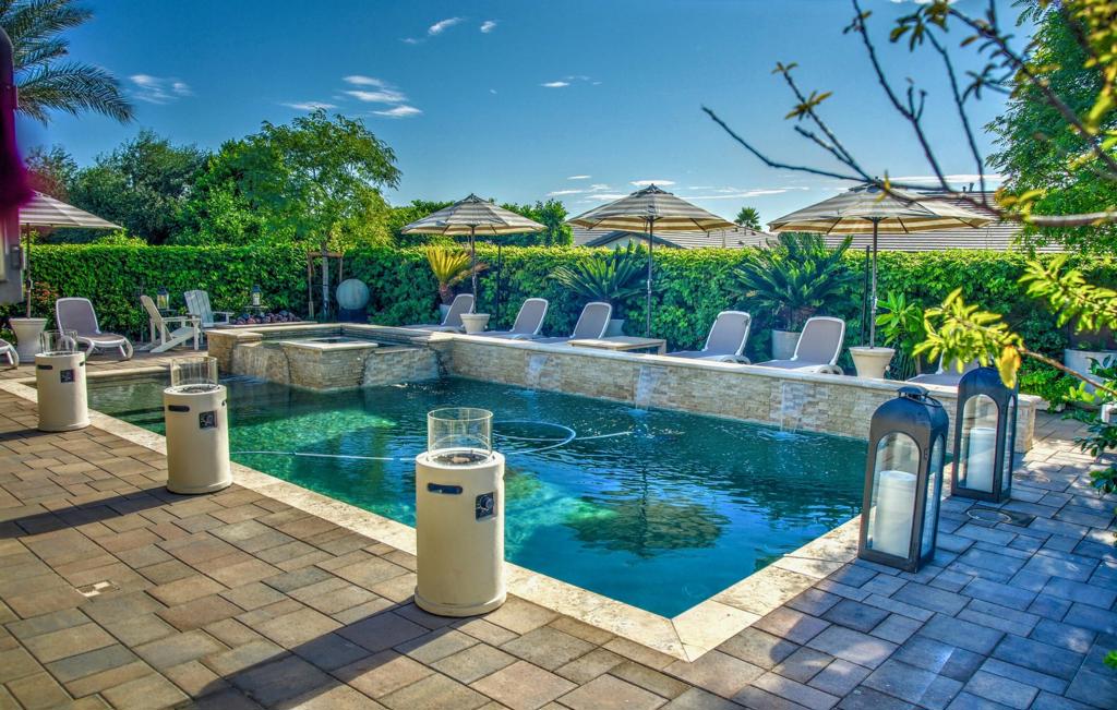 82555 Round Valley Drive