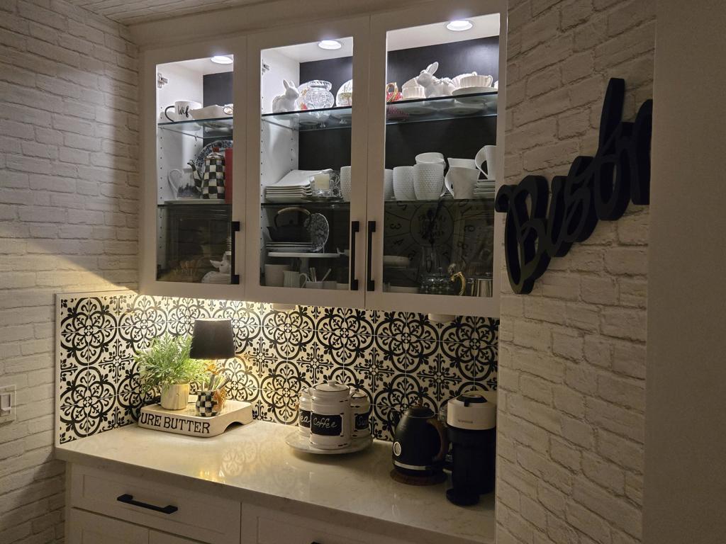 82555 Round Valley Drive