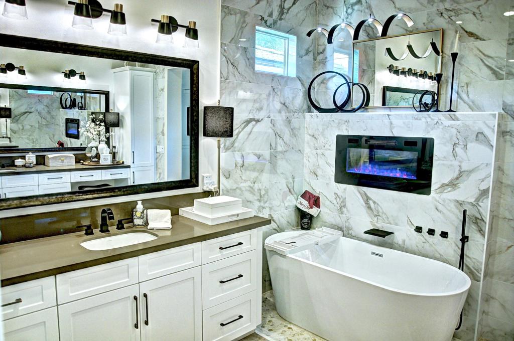 82555 Round Valley Drive