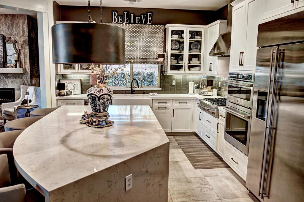 82555 Round Valley Drive