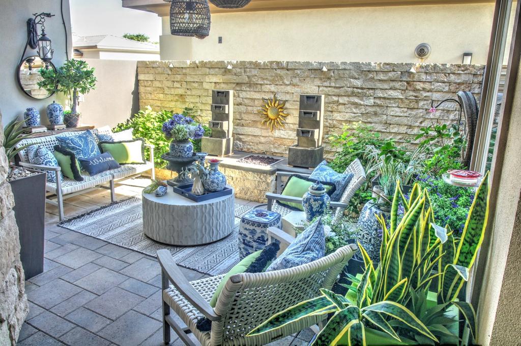 82555 Round Valley Drive