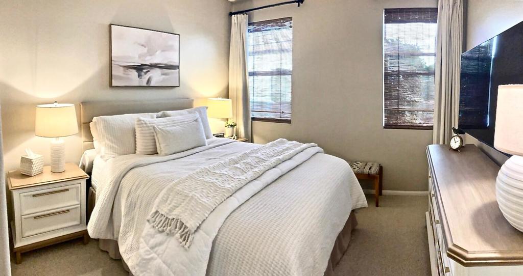 51234 Longmeadow Street