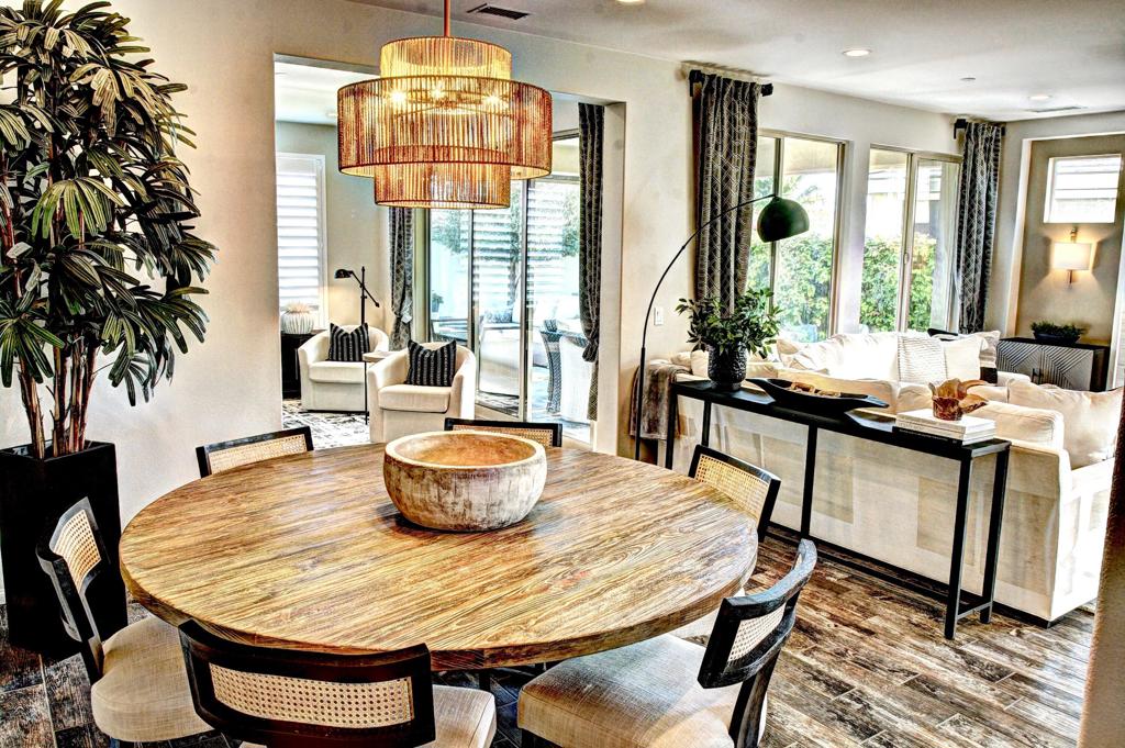 51234 Longmeadow Street