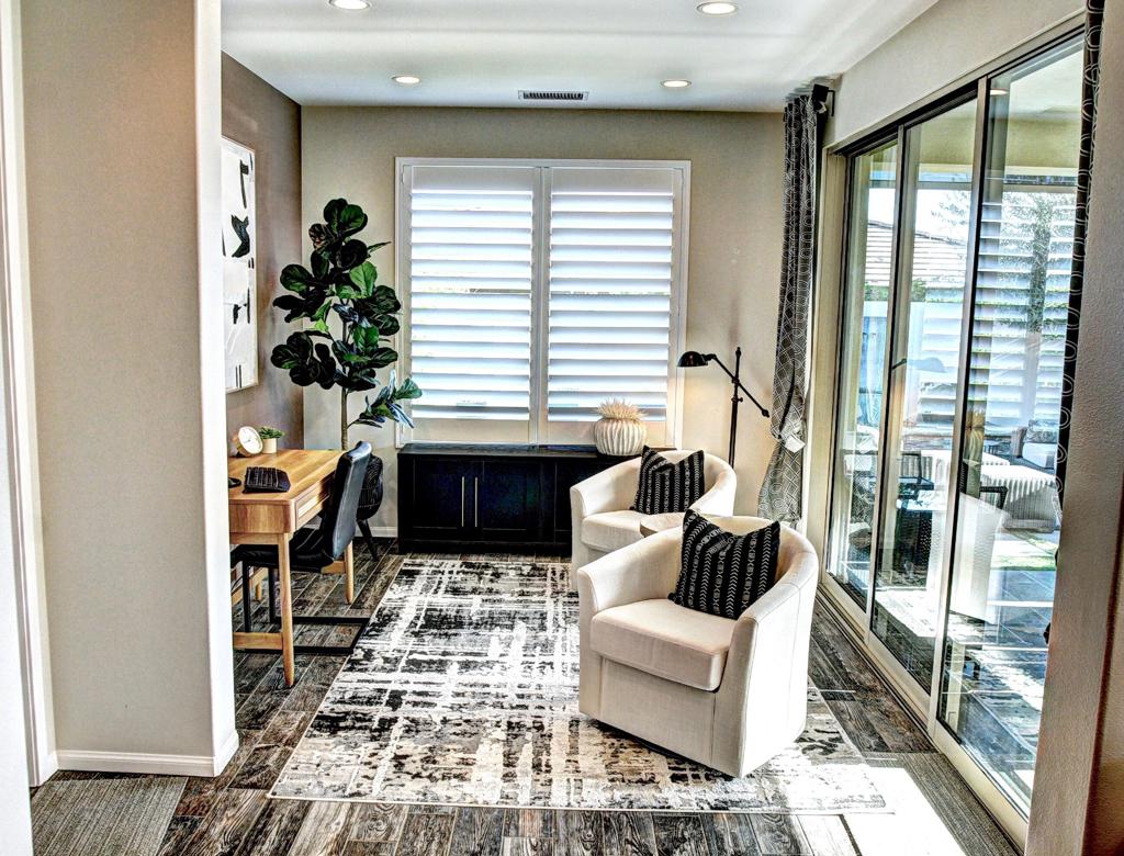 51234 Longmeadow Street